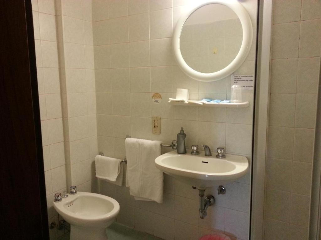 Hotel Stazione Novara Dış mekan fotoğraf