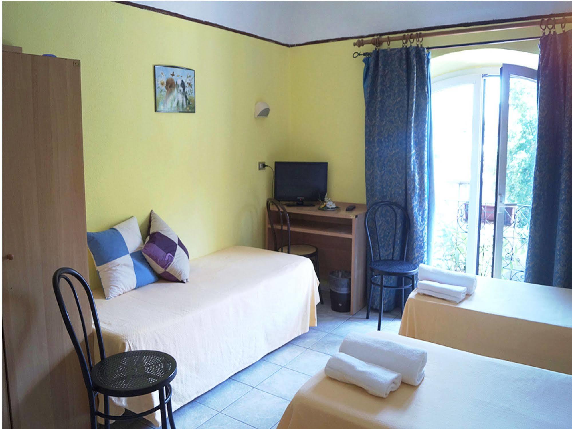 Hotel Stazione Novara Dış mekan fotoğraf