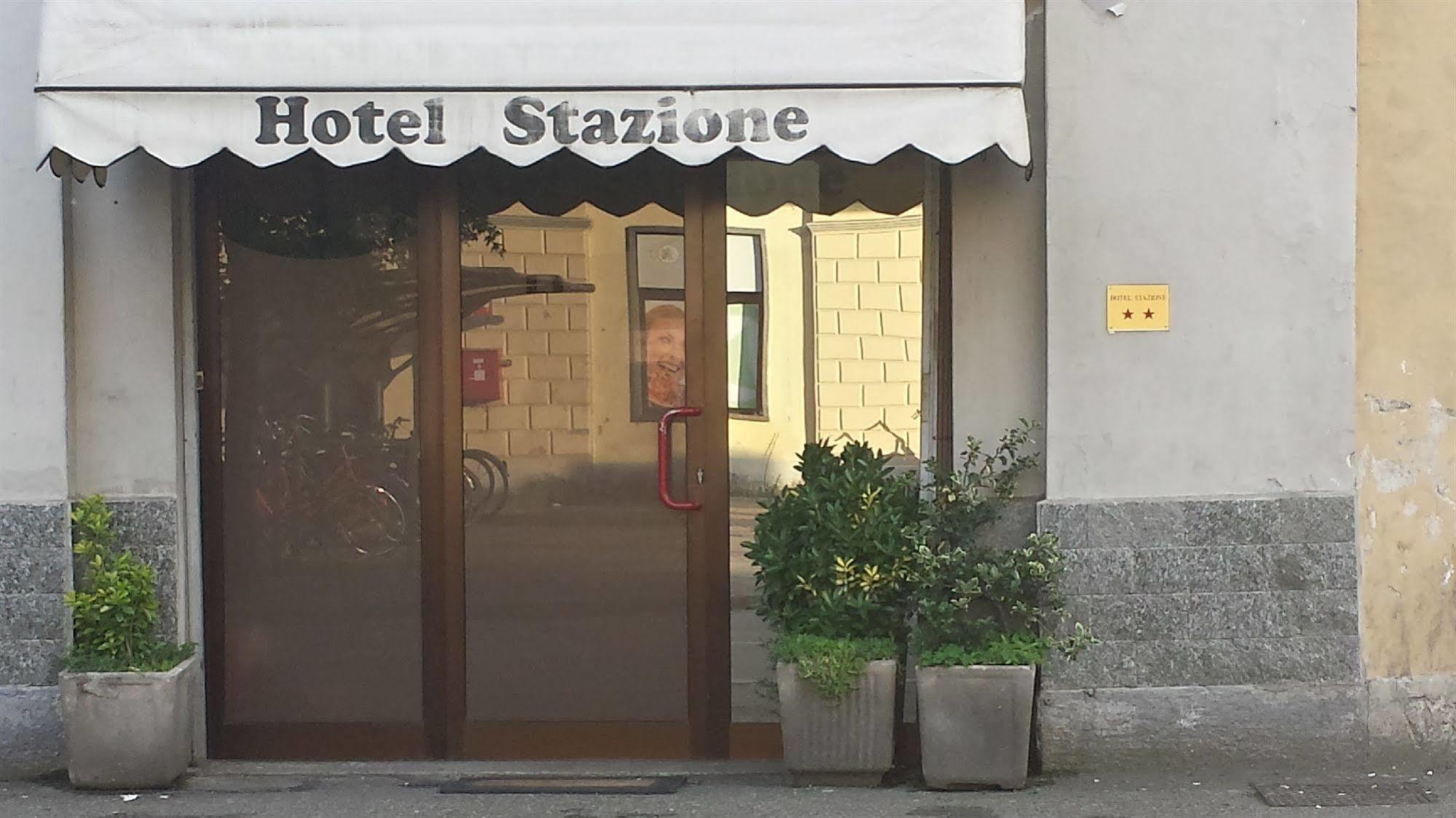 Hotel Stazione Novara Dış mekan fotoğraf